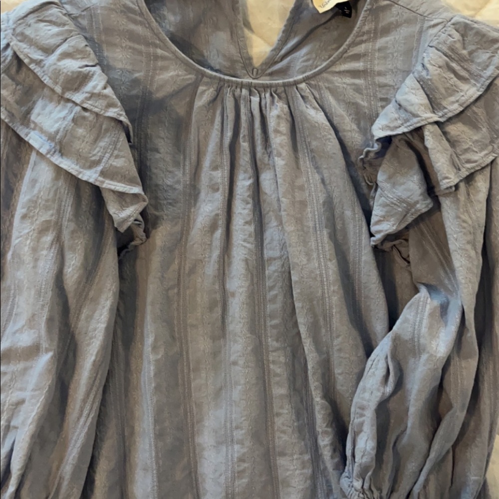 Long sleeve chambray